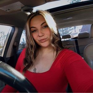 Meet your Posher, Hailie